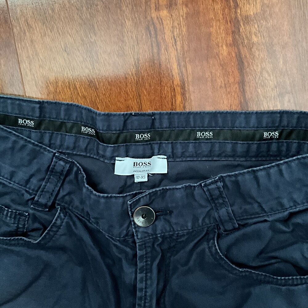 HUGO BOSS Boys Slim Fit Shorts Size 12 Navy Dark Kids - Picture 2 of 3